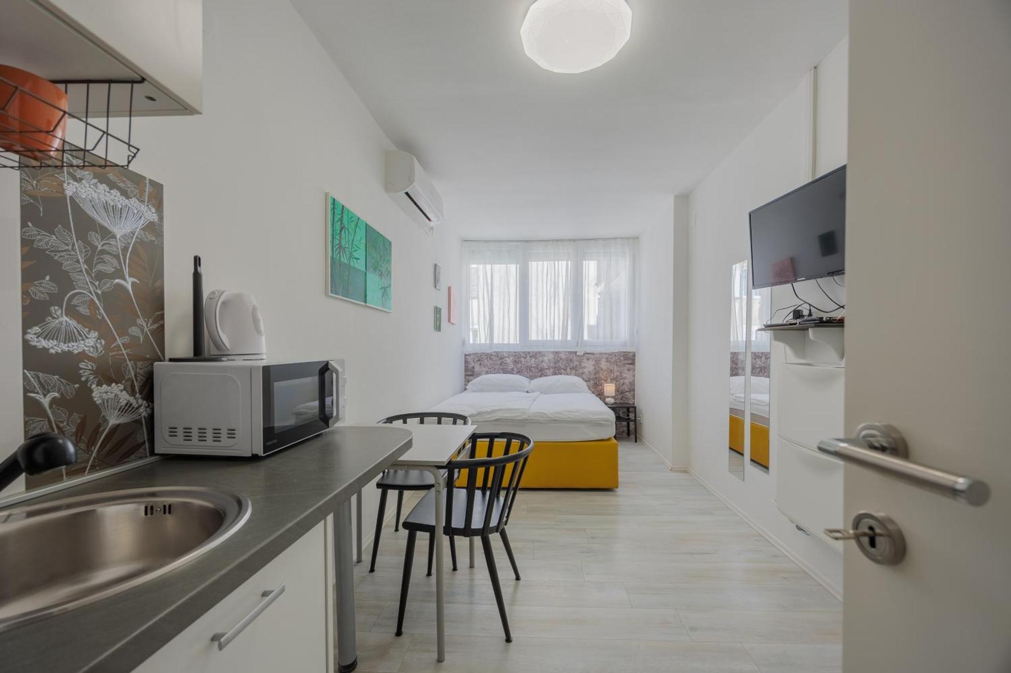 Guest House Arsenal Accommodation Zadar Bagian luar foto