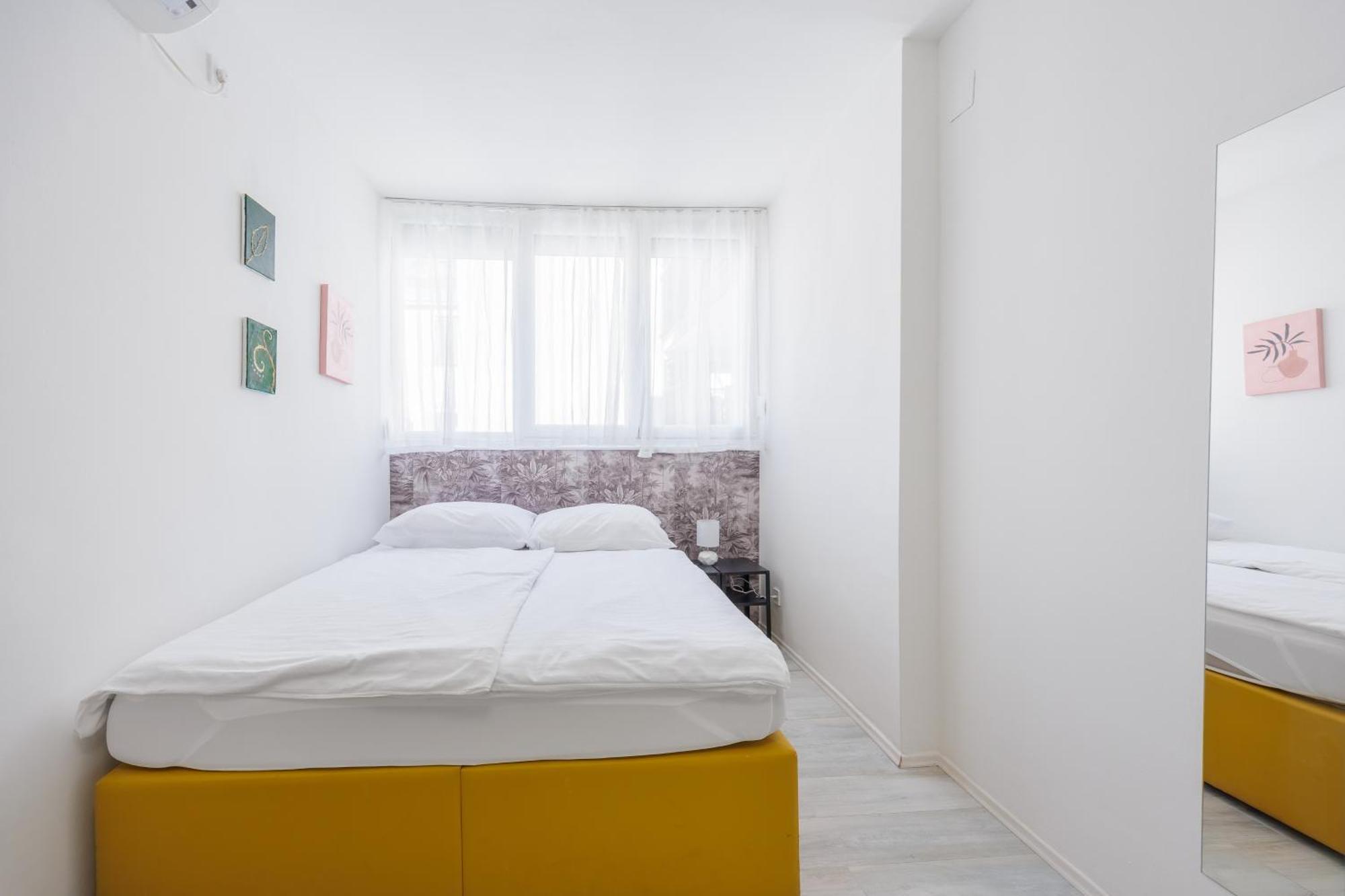 Guest House Arsenal Accommodation Zadar Bagian luar foto